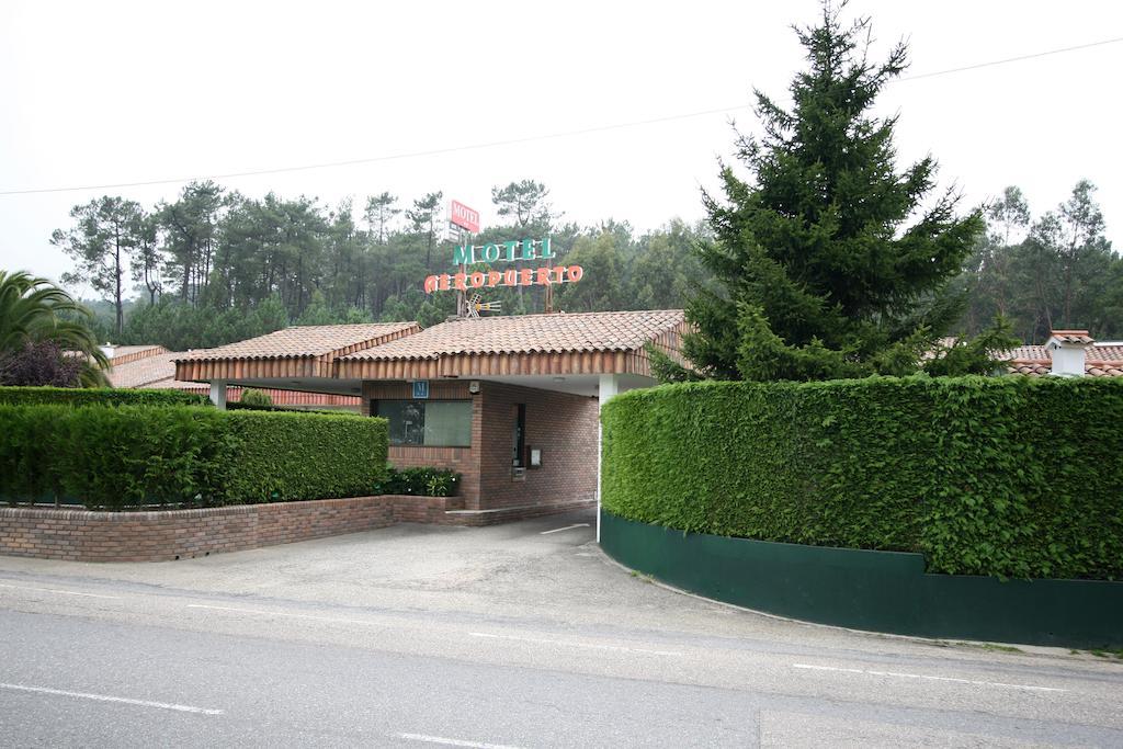 Motel Aeropuerto Vigo Bagian luar foto
